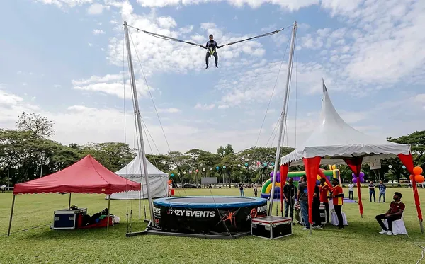 MAKE IT BIG — Vertical Thrills & Fun Extreme Activities · Funzy Malaysia Event Rental